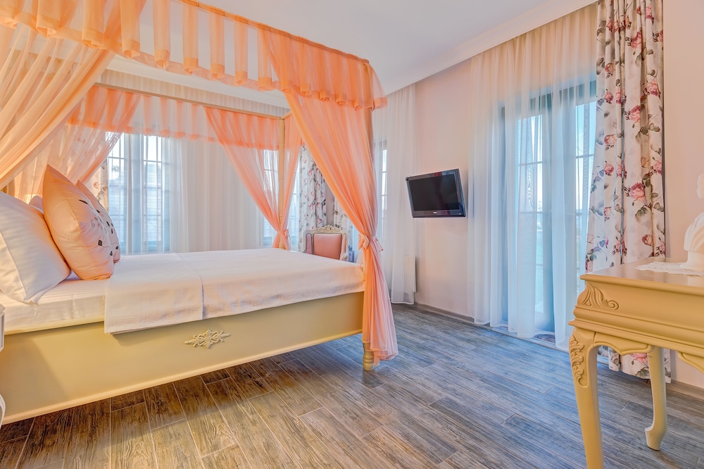 Cunda Esen Hotel 20/50