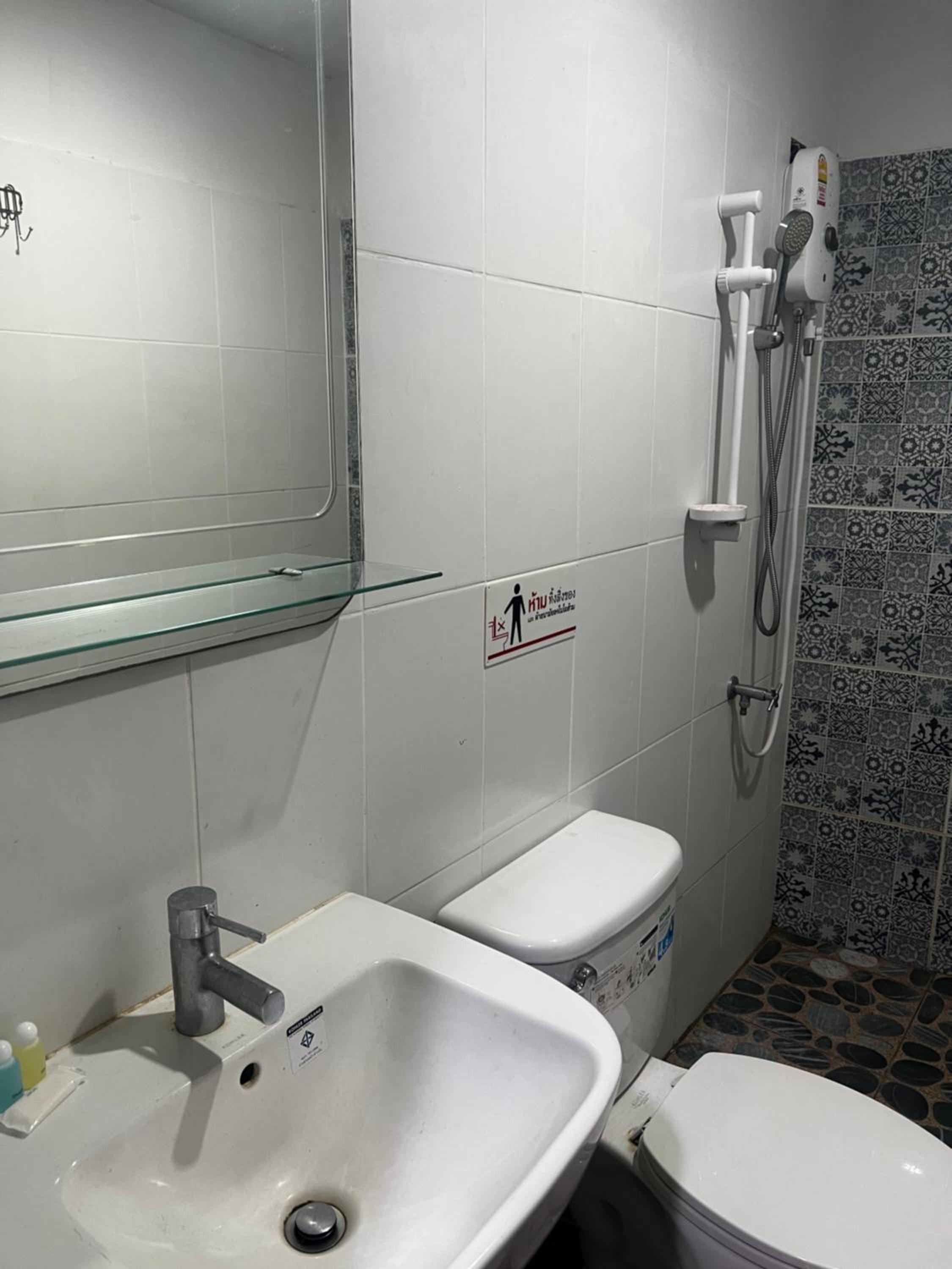 Apsara INN Pattaya, Thailand 48/57