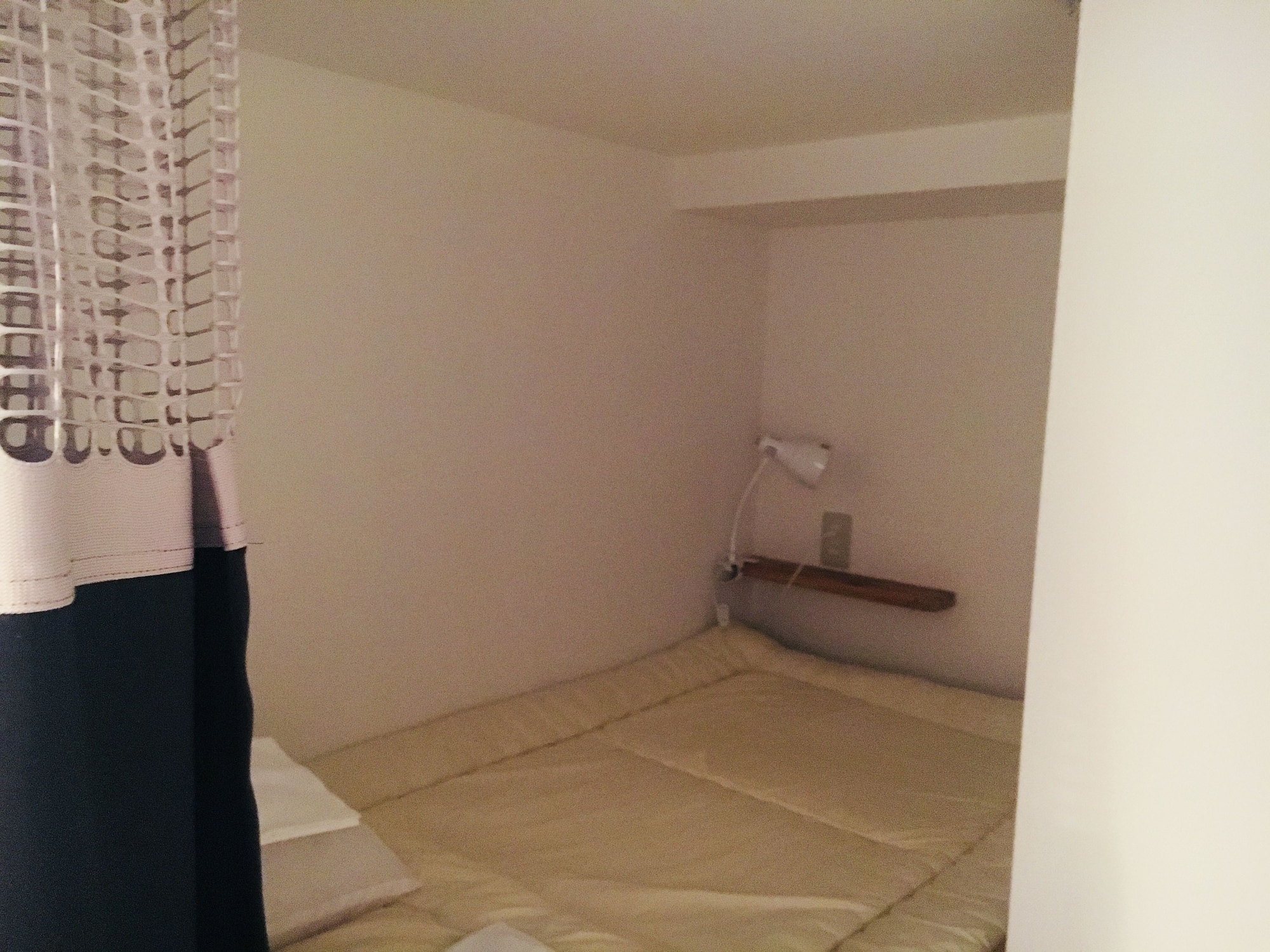 FEMALE DORM, 10 BEDS
