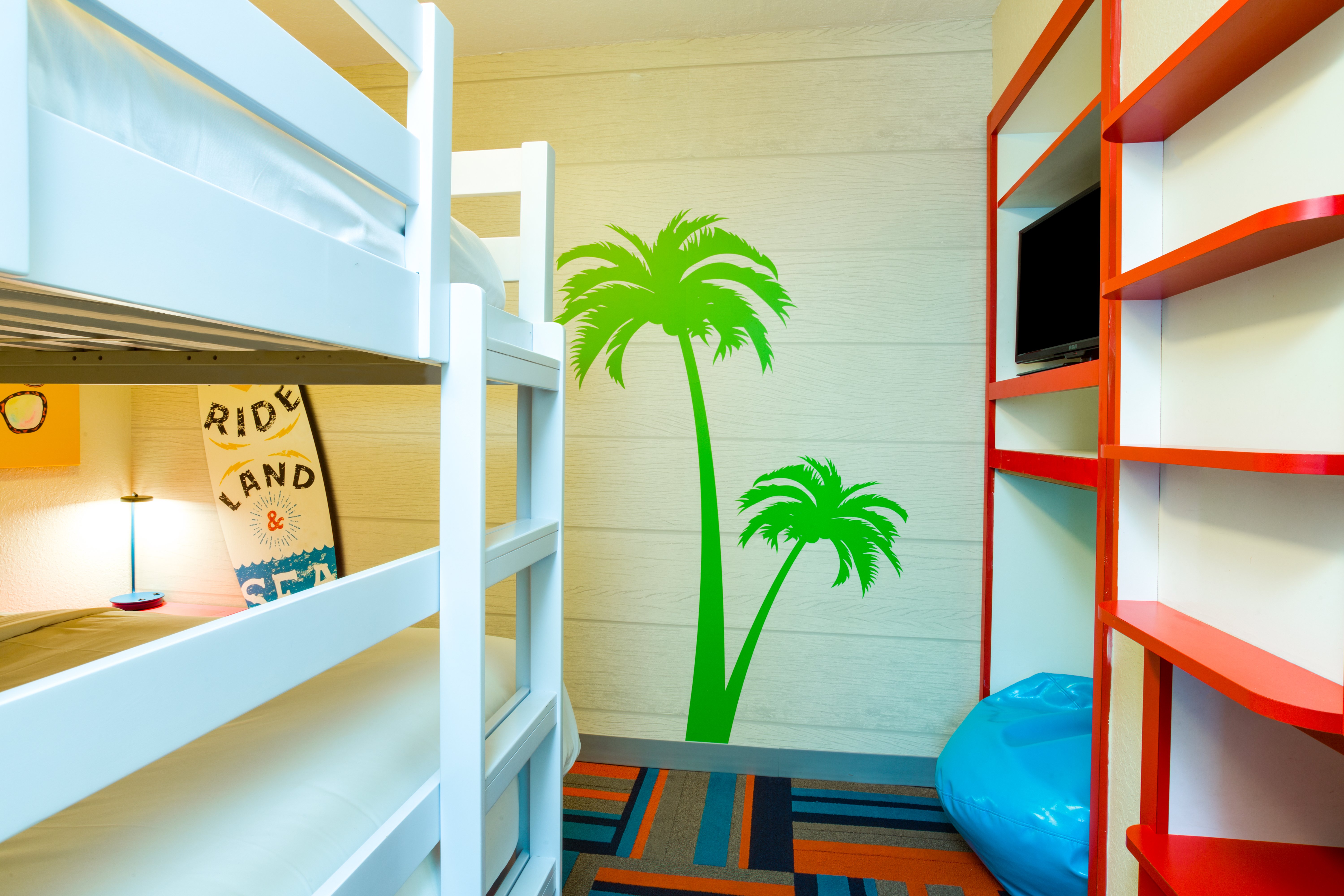 Holiday Inn Resort Orlando Suites - Waterpark 15/80