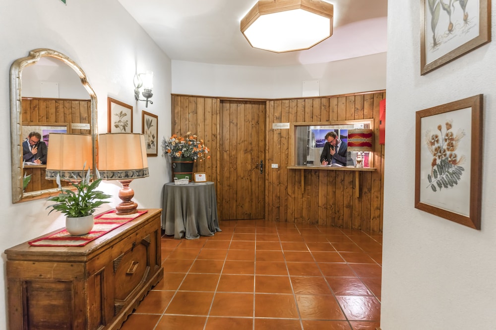 HOTEL SORAPISS 10/65