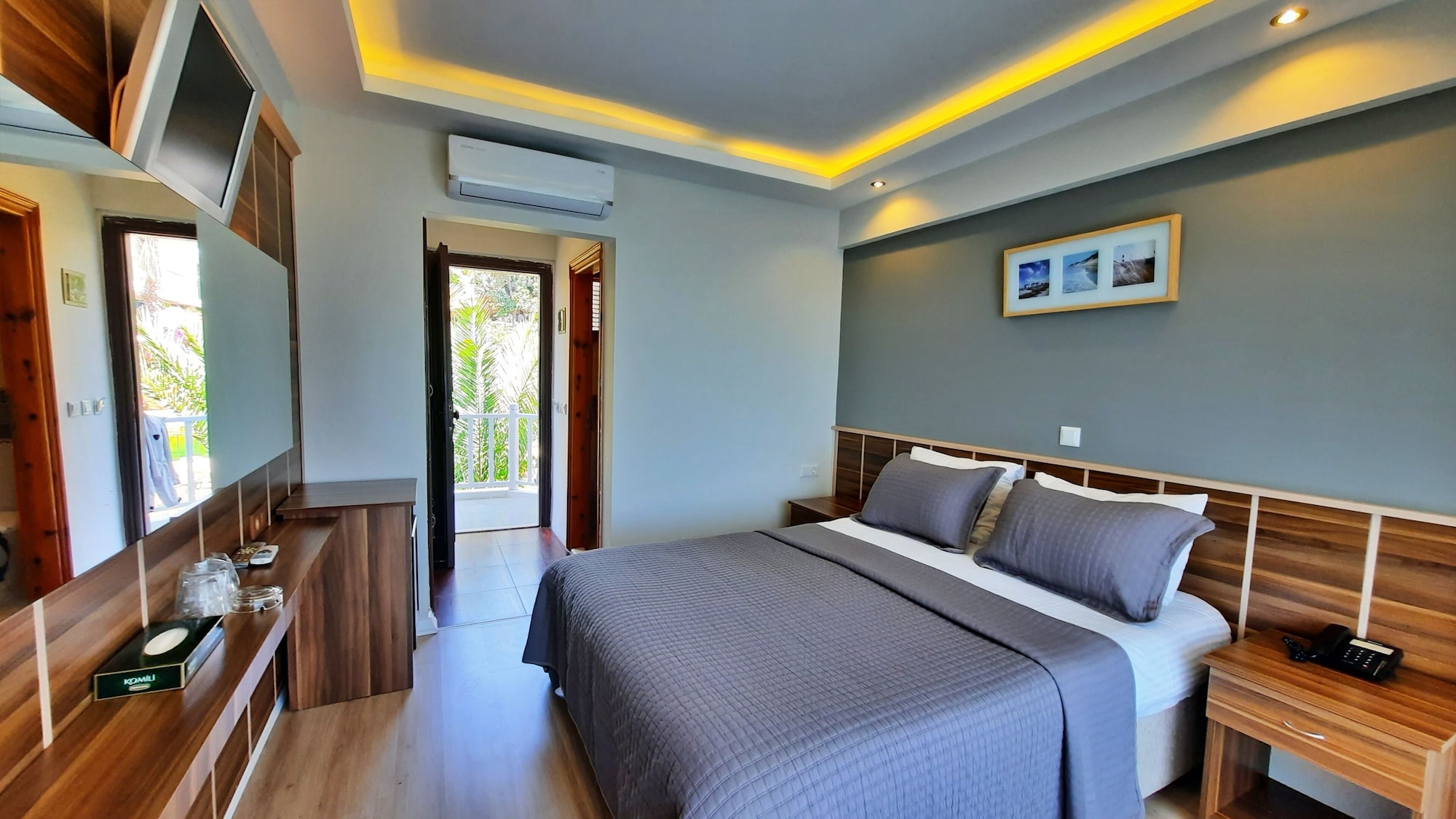 Standard, Queen Bed, Sea View