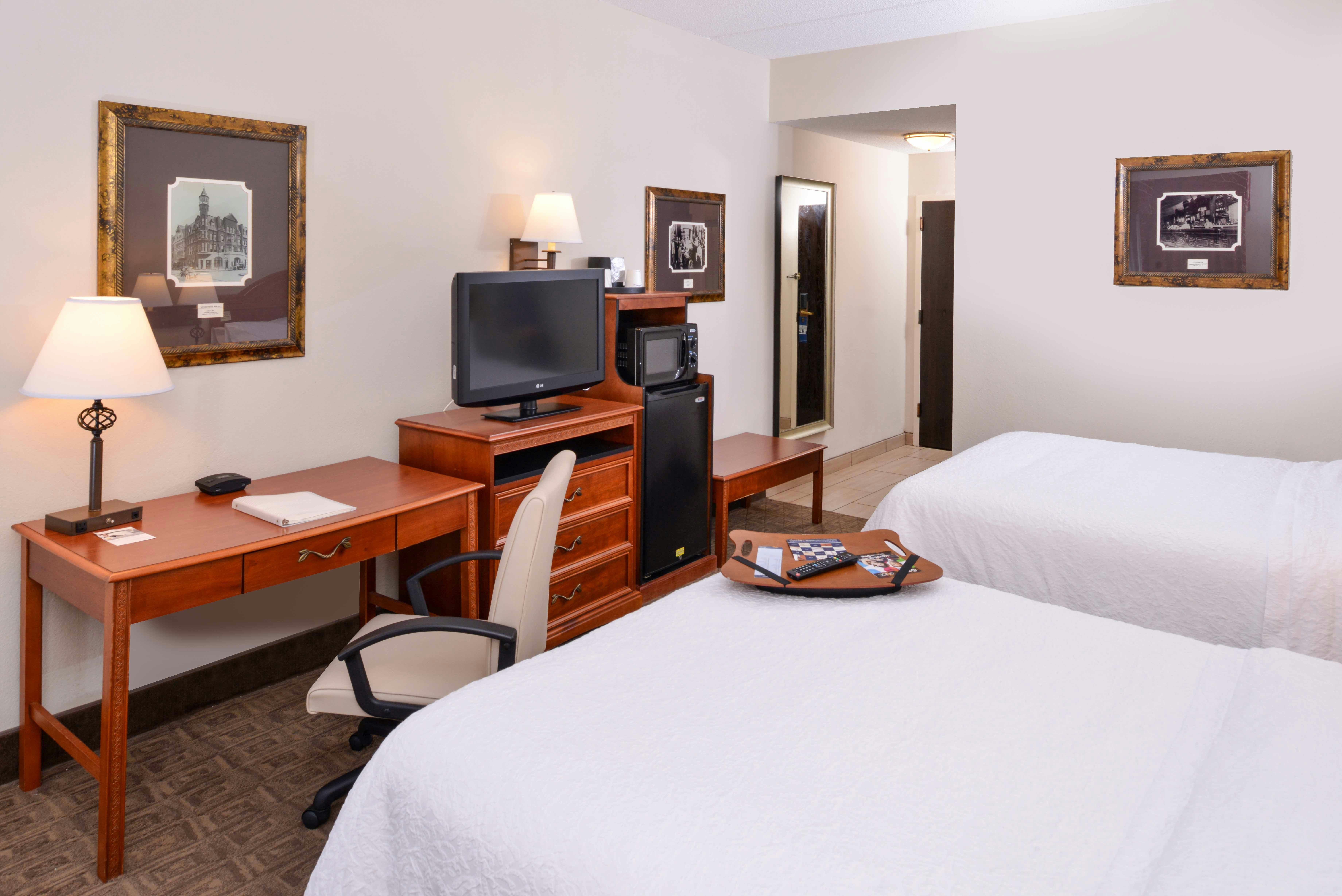 Hampton Inn Gadsden 49/56