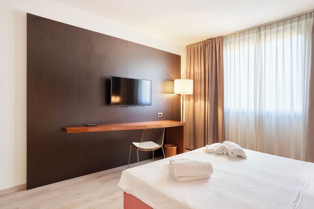 Hotel Cyrano 18/50