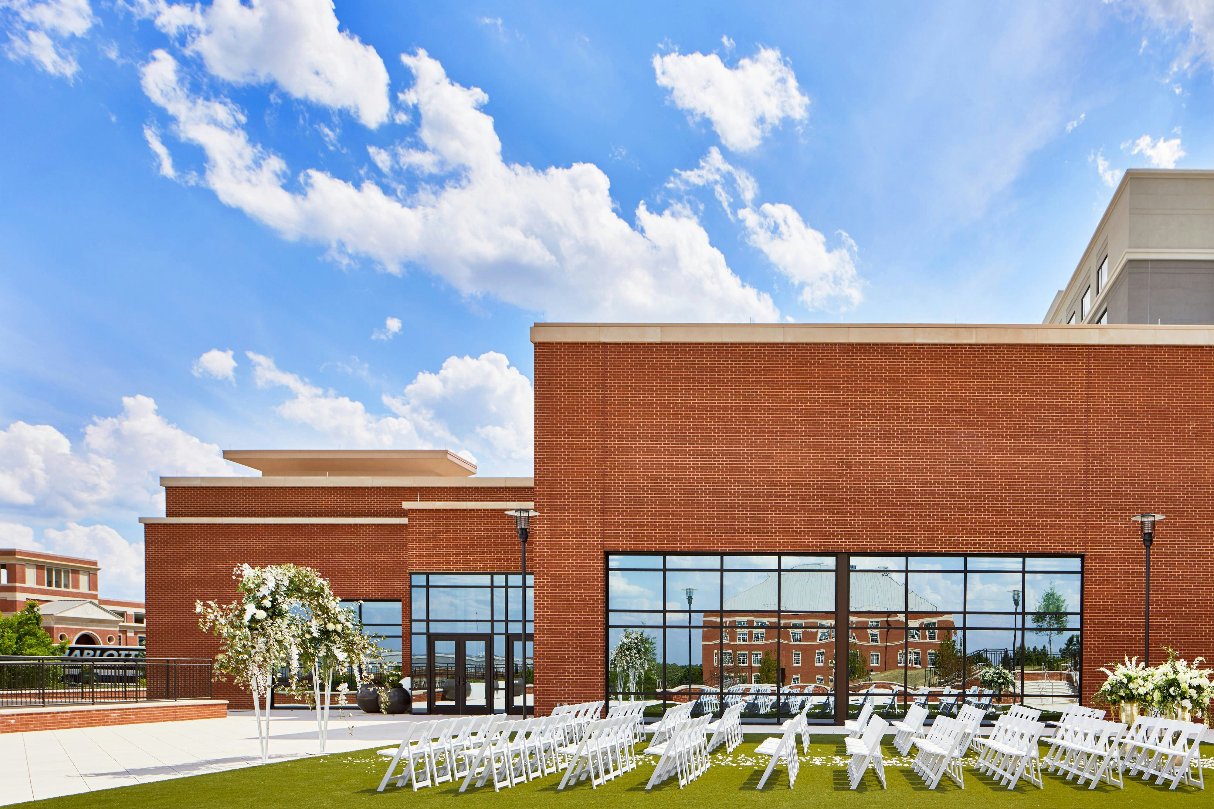 UNC Charlotte Marriott Hotel & Conference Center 6/47