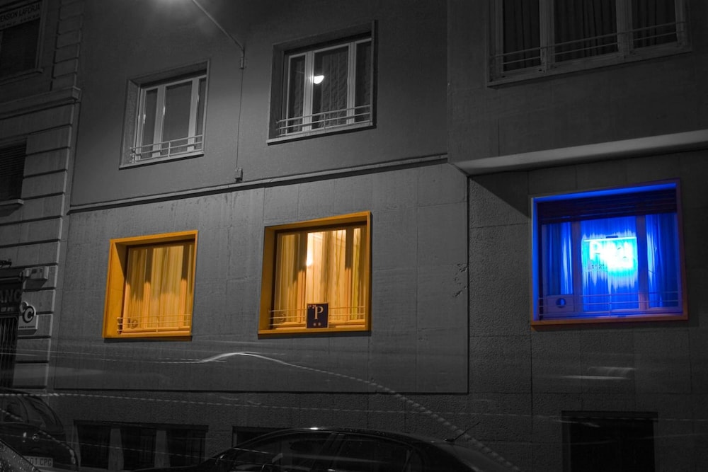 Petit Hotel 1/48