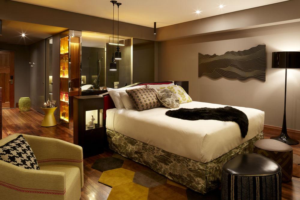 Executive, King Bed