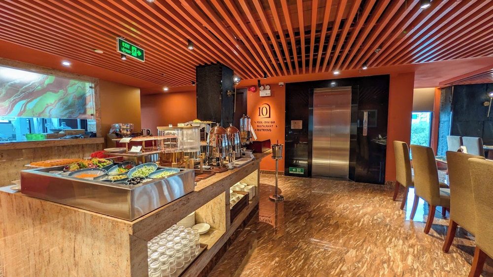 Kin Hotel Ly Tu Trong 21/49