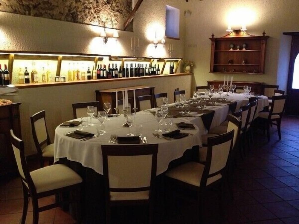 The Borgo Alcantara 44/70