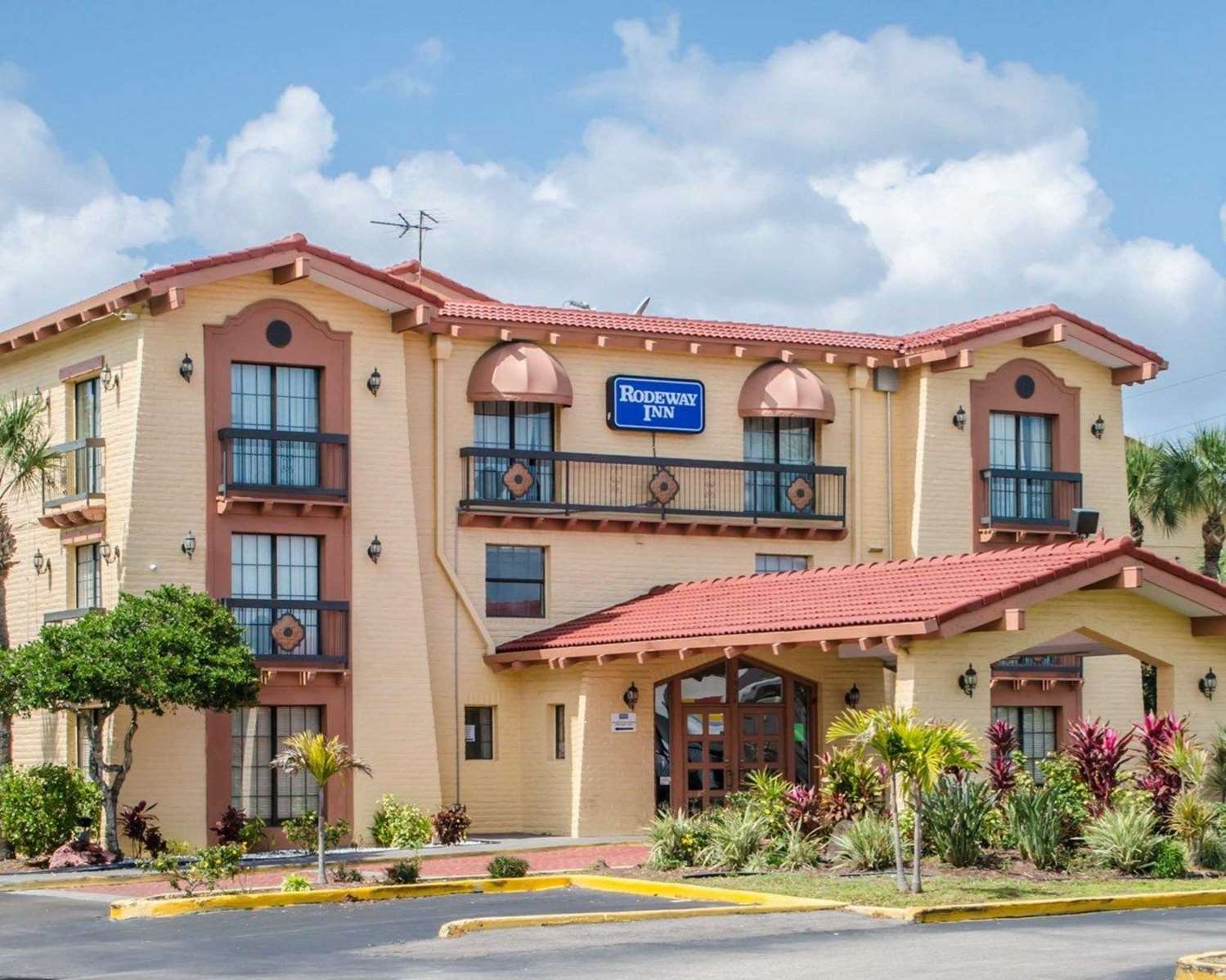 Rodeway Inn Near Ybor City - Casino 4/52
