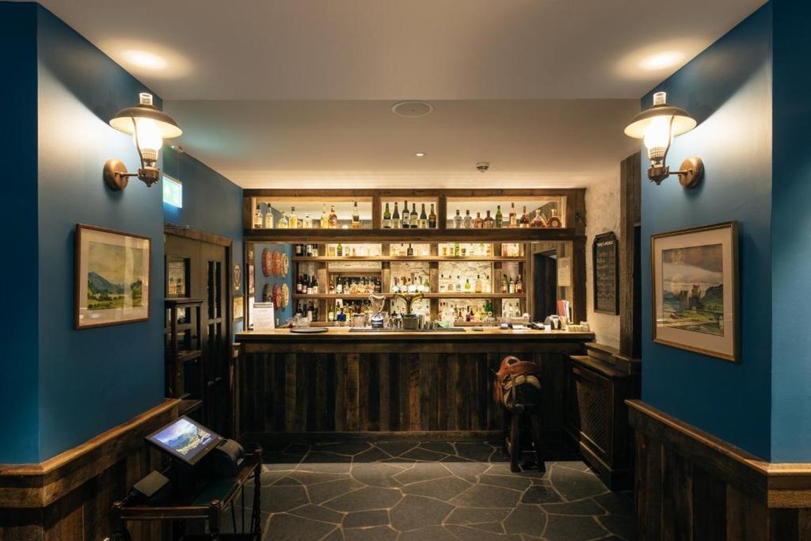 Cluanie Inn 2/33