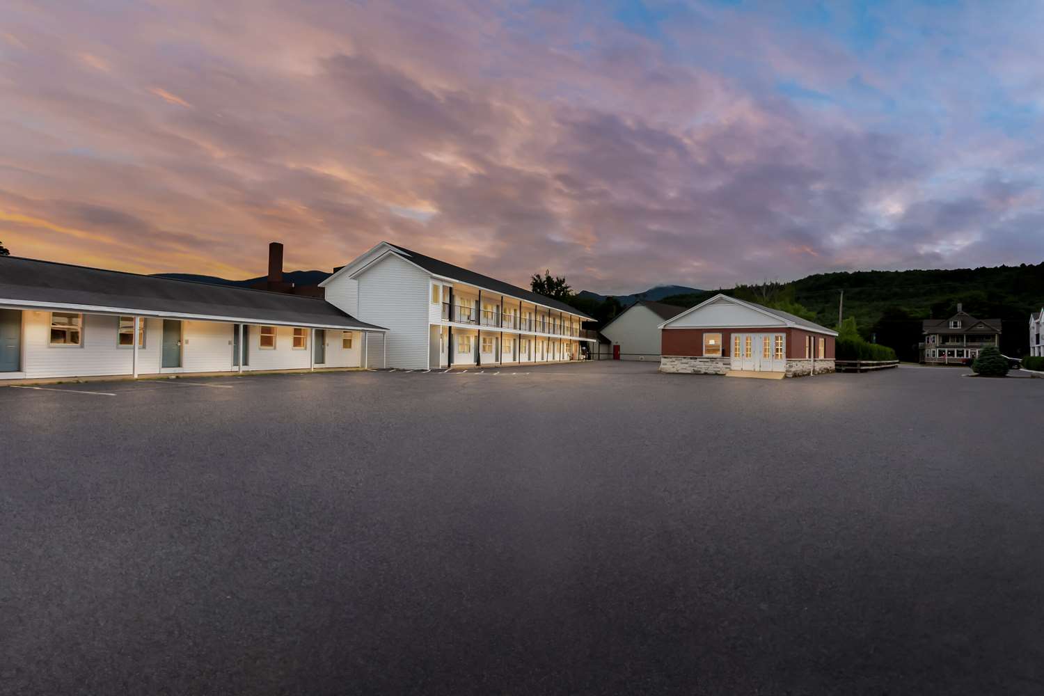 Rodeway Inn Gorham Riverside 1/33