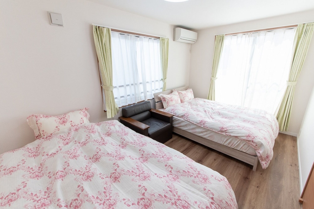 Mori House In Nishinippori [VR] 9/27