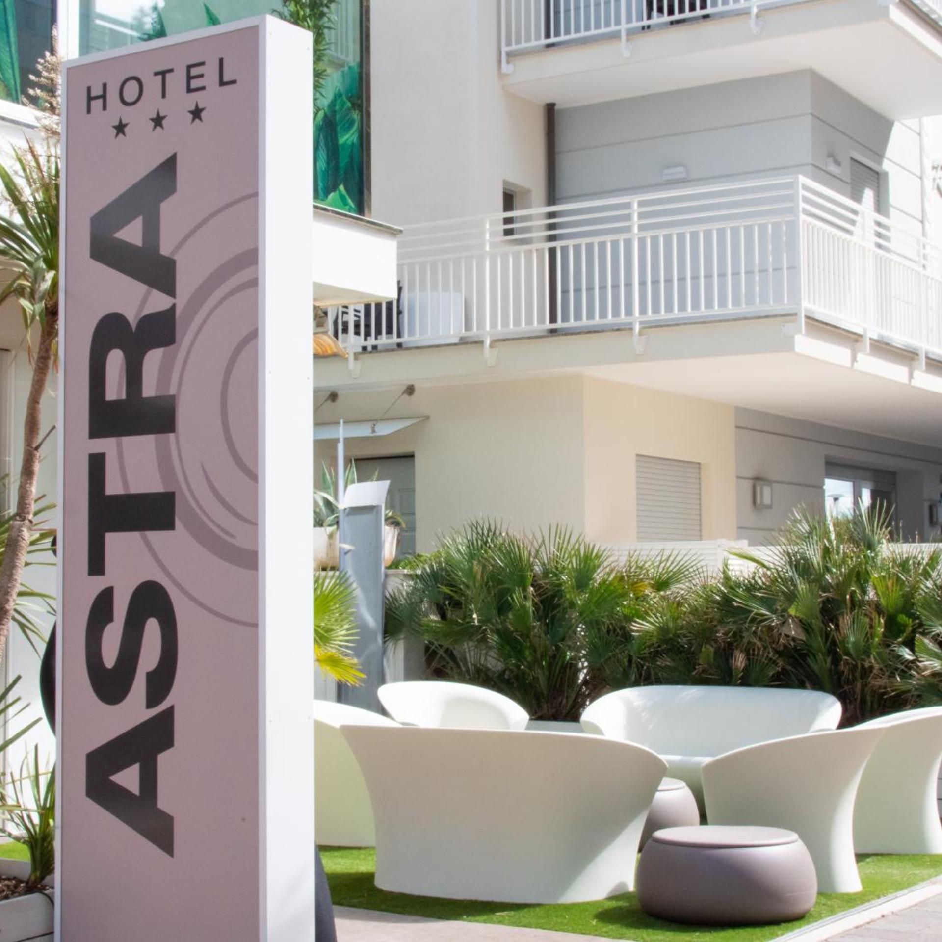 Hotel Astra 7/56