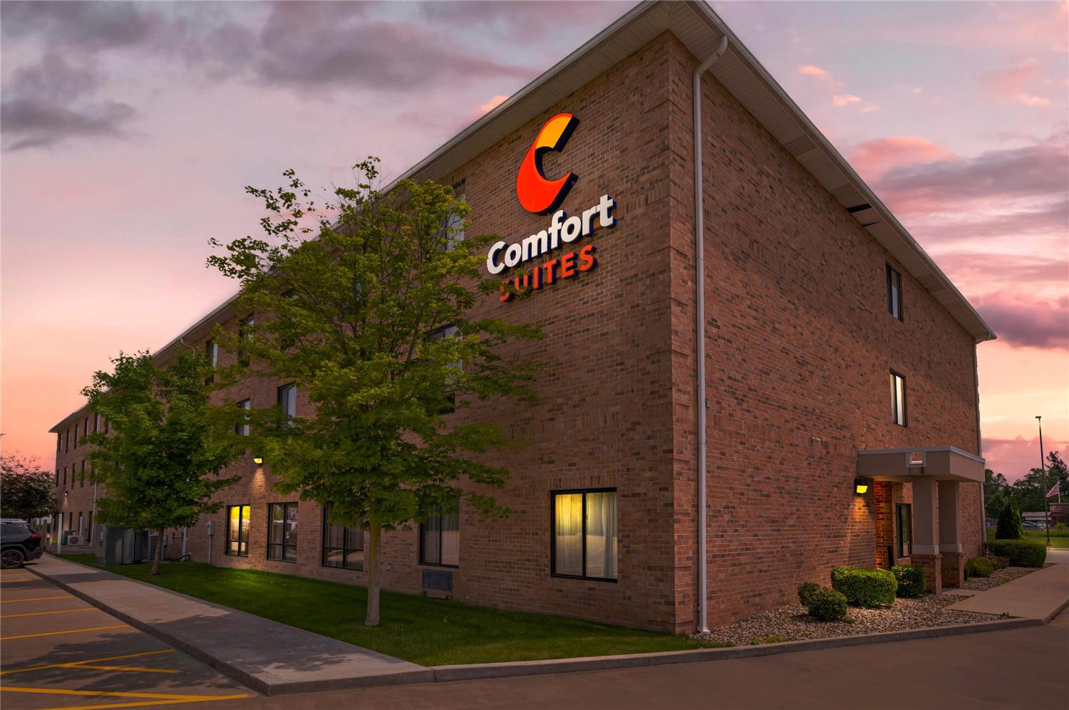Comfort Suites South Bend Near Casino 2/33