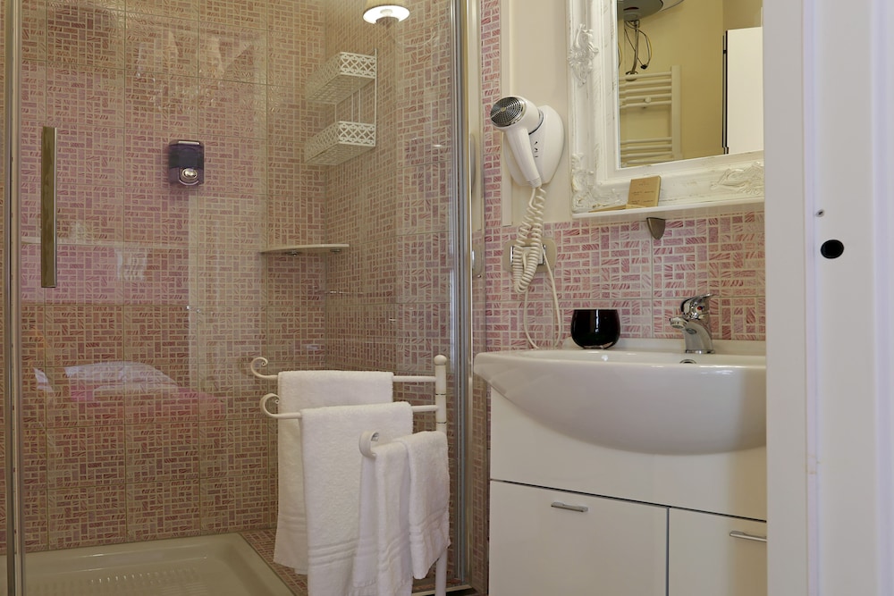 Piazzetta De' Monti Suites 23/27