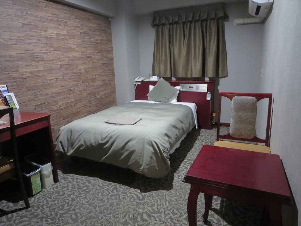 Hotel Rumieru Hyuga 7/32