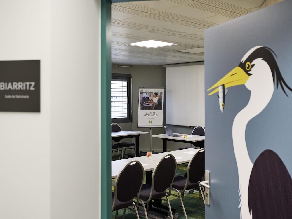 ibis Styles Bordeaux Begles 43/53