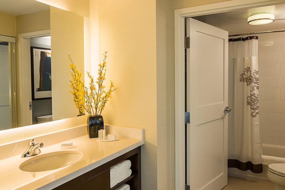 Residence Inn Ottawa Airport 9/30