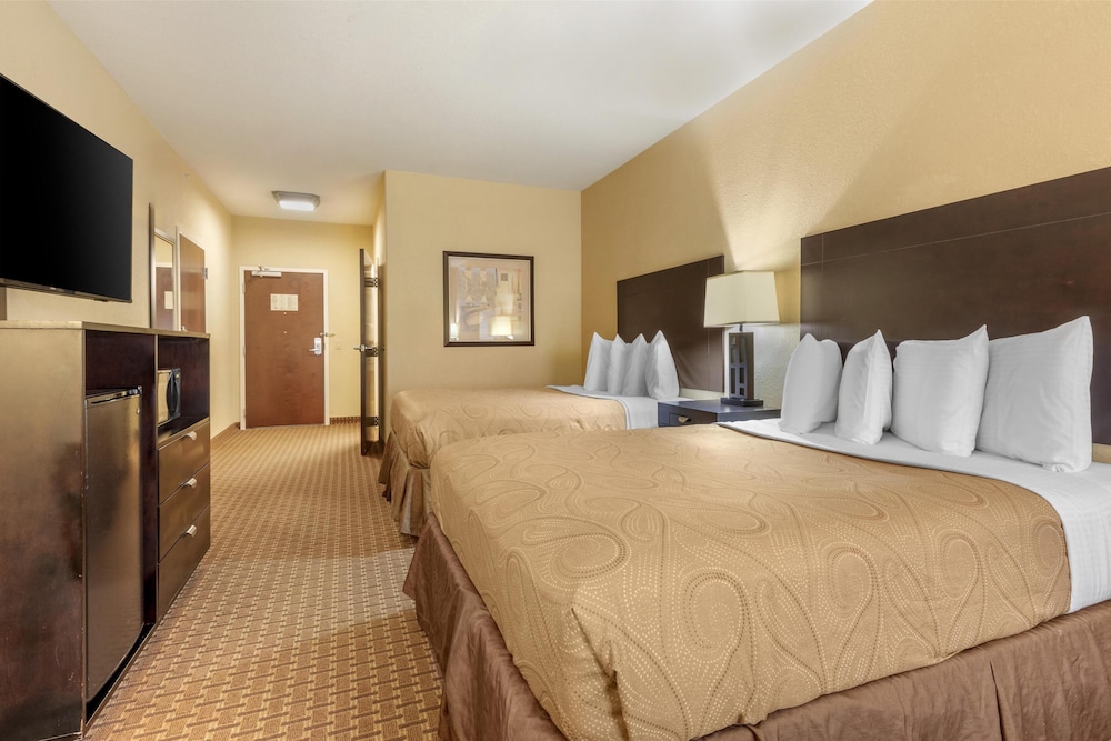 غرفة قياسية بسريرين كوين لذوي الإعاقة، Best Western Bastrop Pines Inn 3/7