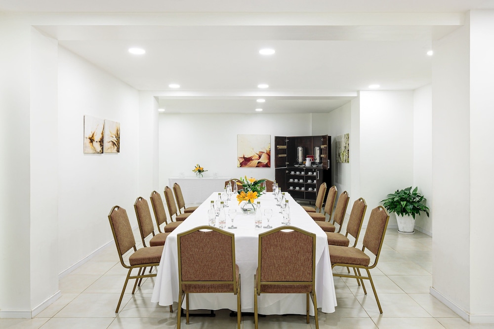 SHERATON SALTA HOTEL 54/72