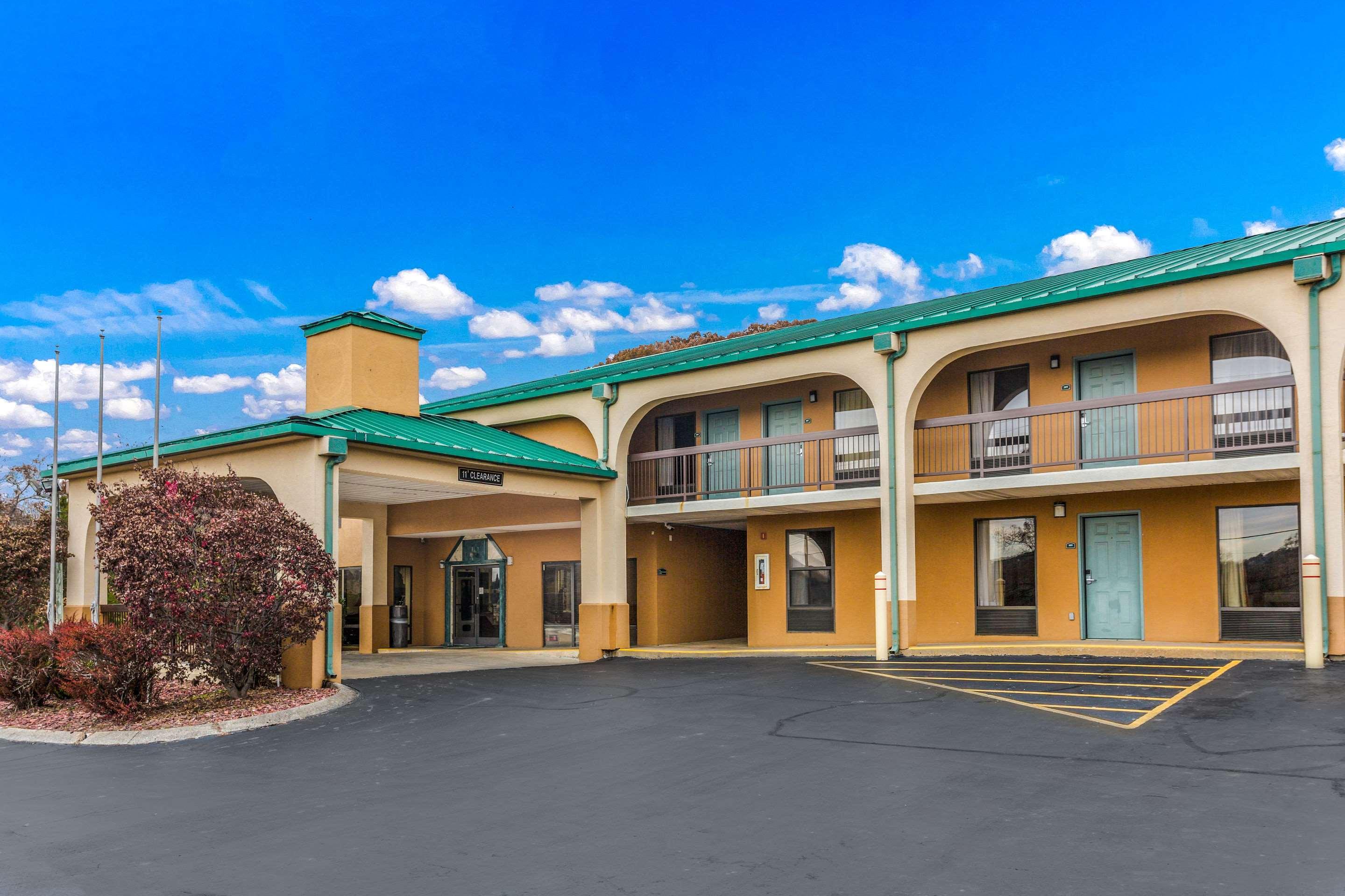 Quality Inn Russellville 1/25