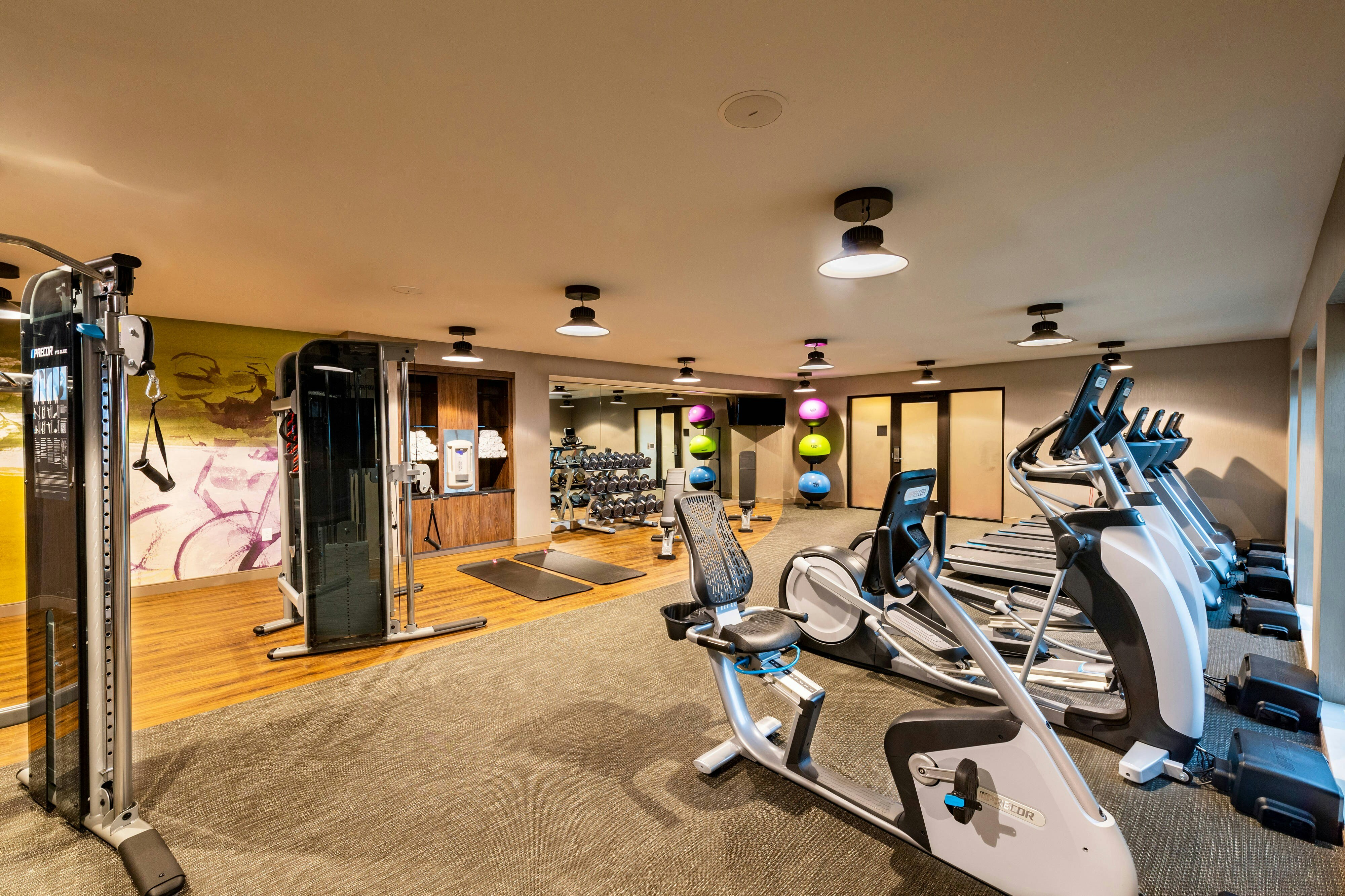 Courtyard by Marriott Winston-Salem Downtown 13/32