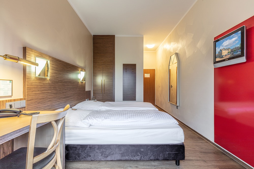 Sport und Tagungshotel De Poort 18/62