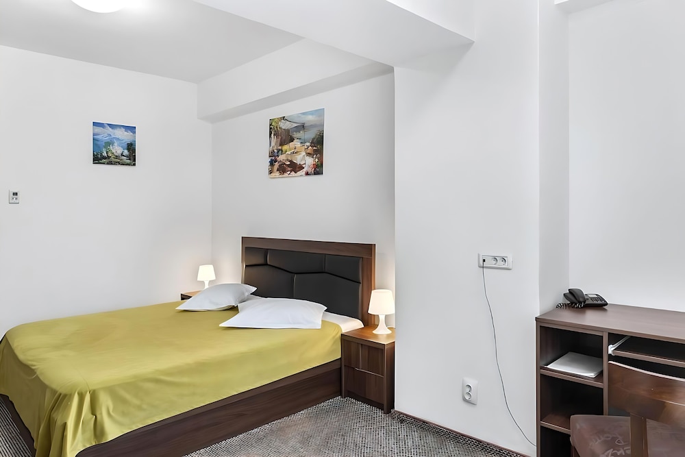 LINA HOTEL 26/49