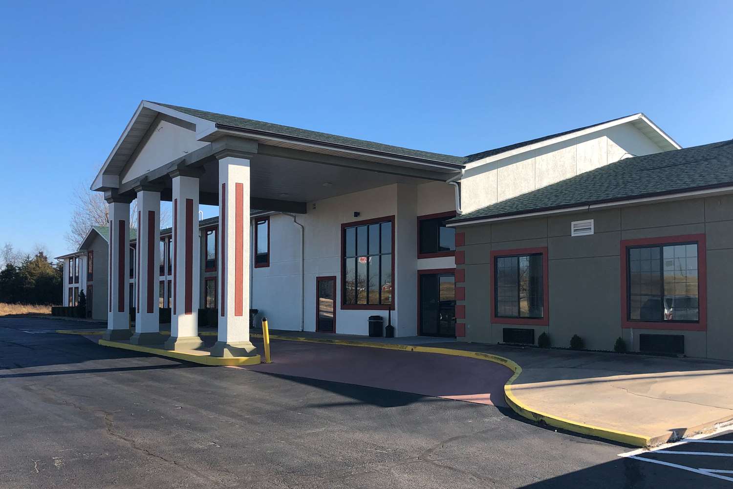 Quality Inn & Suites Mount Vernon 17/17
