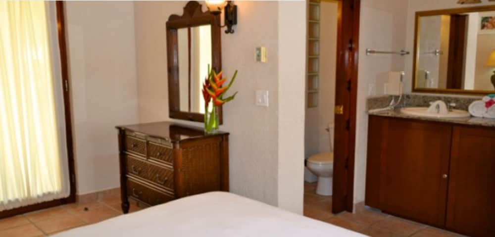 Mayan Princess Beach And Dive Resort 23/70