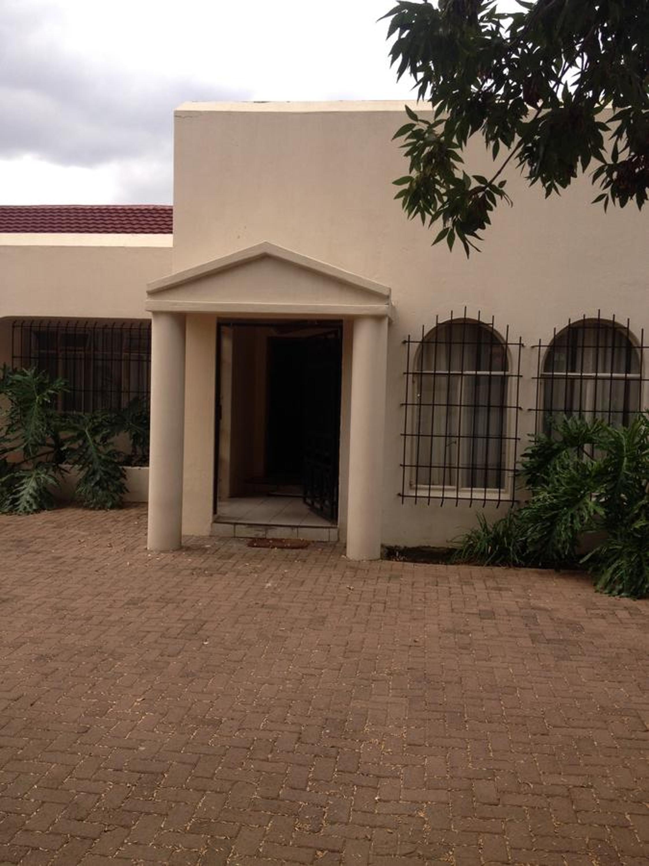 Pilot Inn Accommodation 20/26