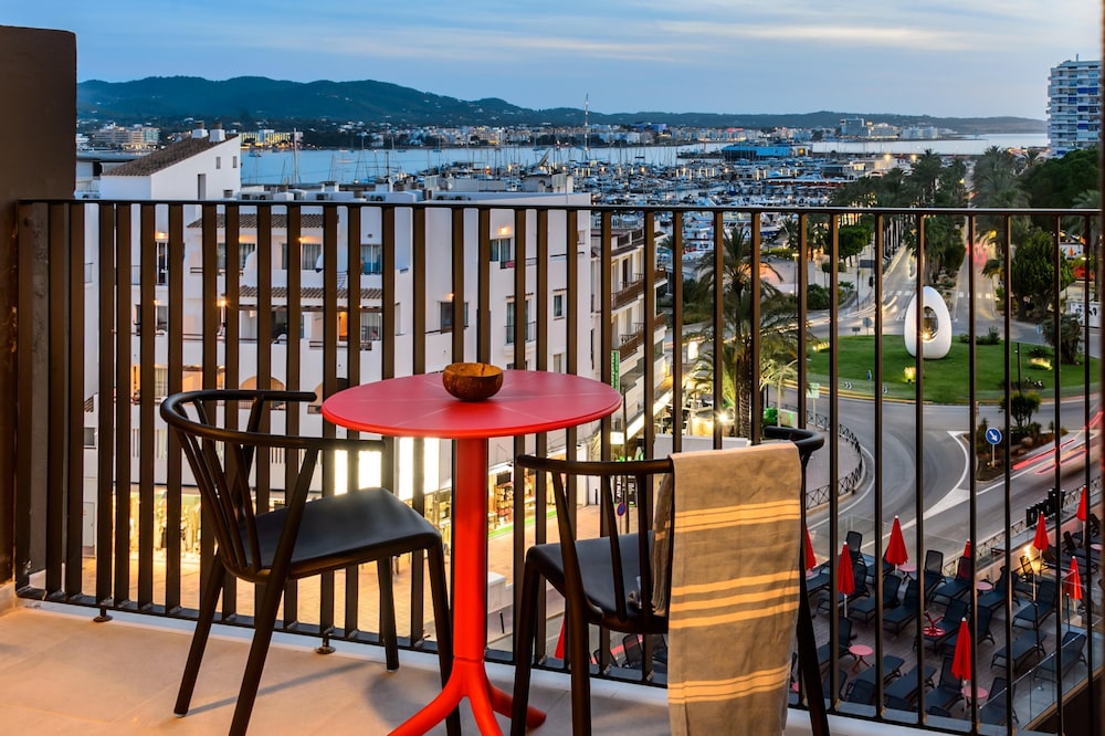 Hotel Vibra District - Adults Only 43/58