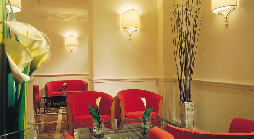 BAILEYS HOTEL 34/38