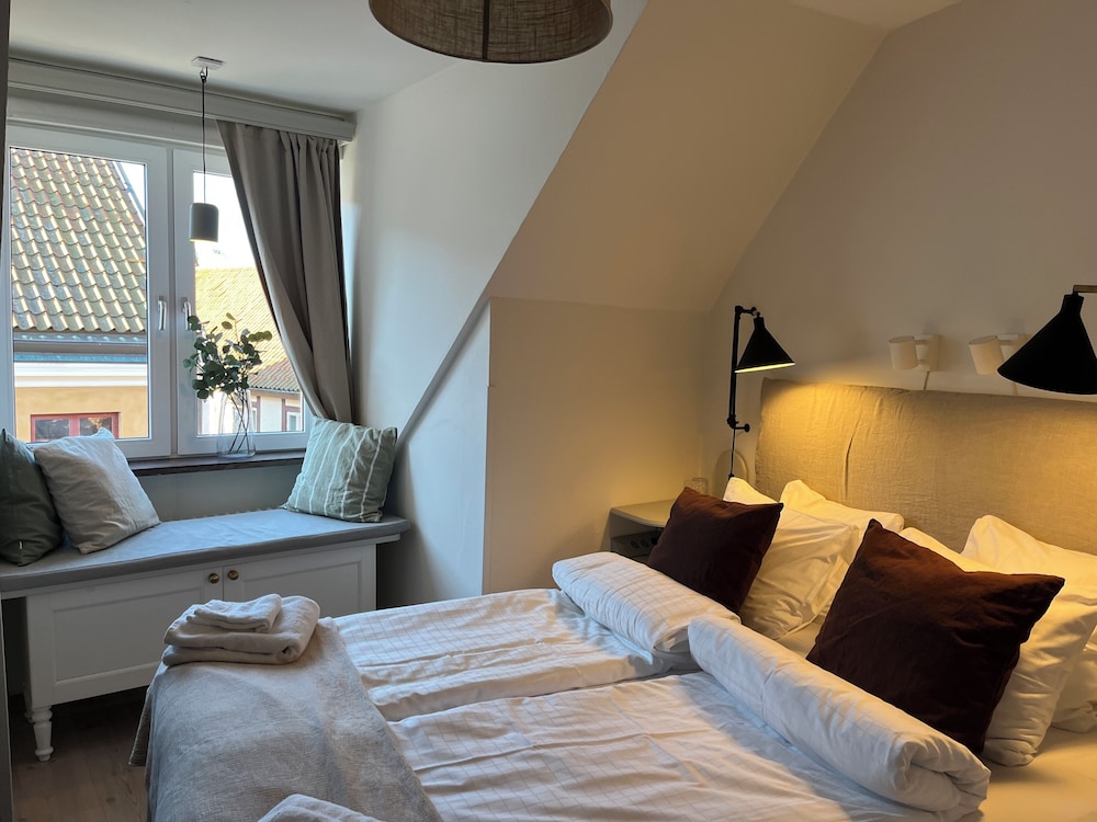 Hotell Bäckagården 15/50