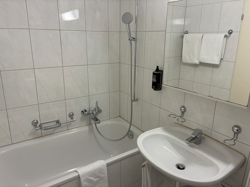Ibis Budget Basel Pratteln 34/41