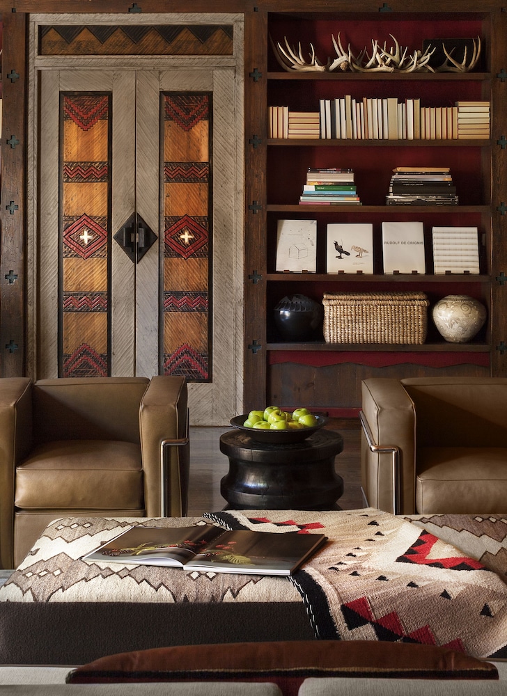 Rosewood Inn of the Anasazi 3/75