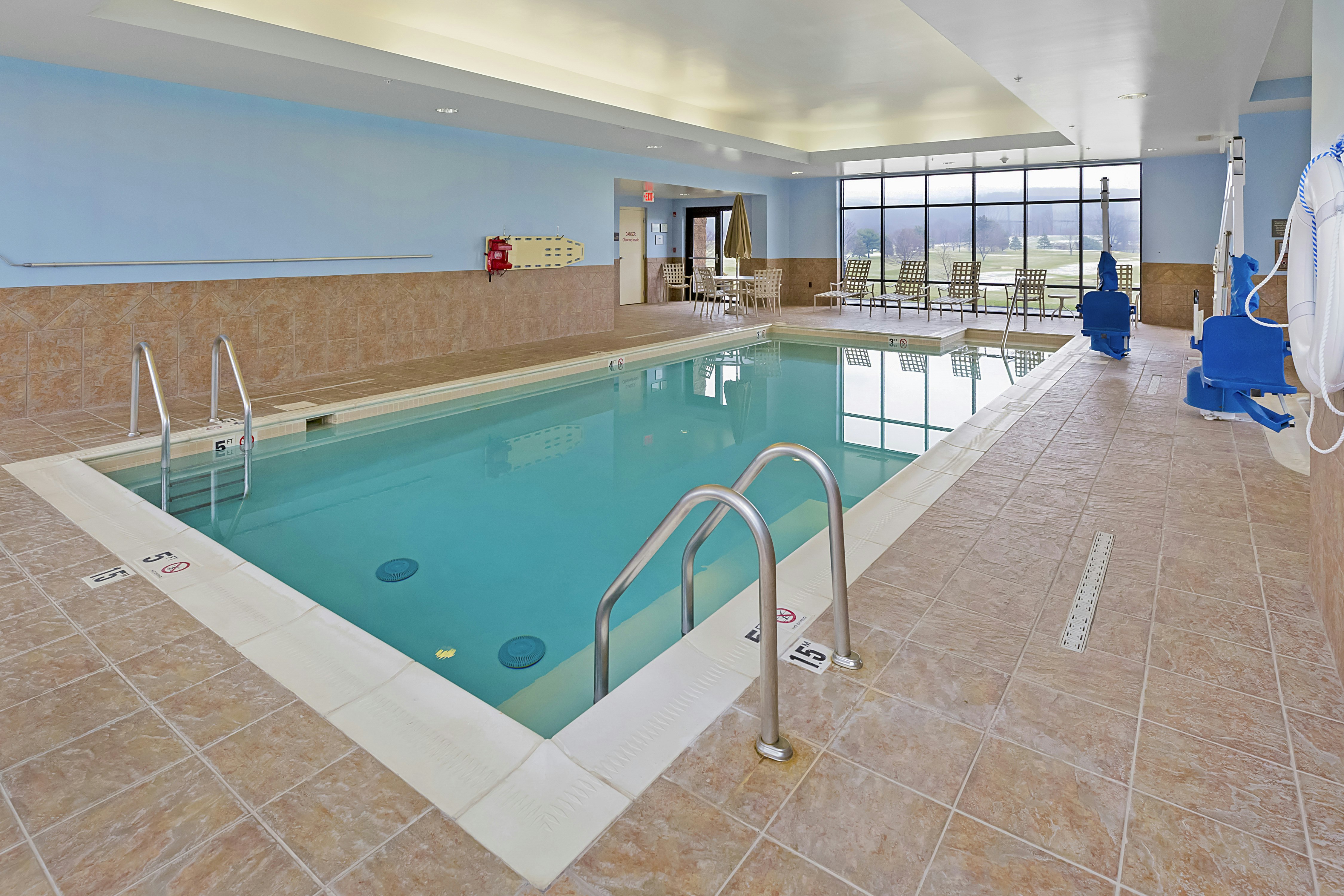 Hampton Inn & Suites Blairsville 32/45