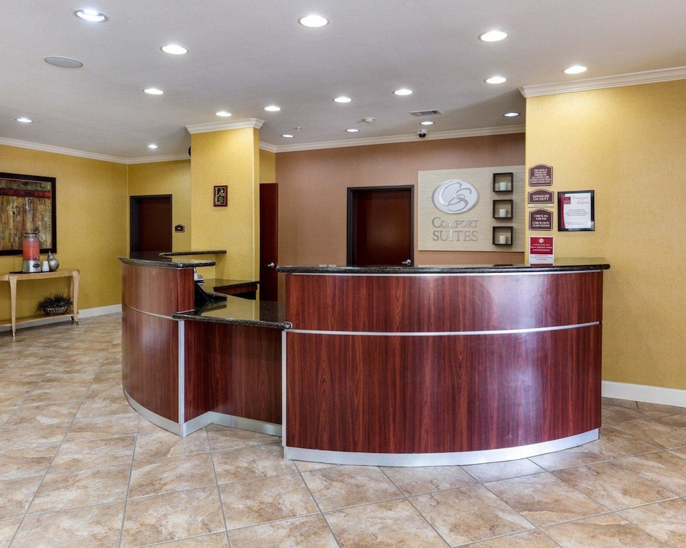 Spark By Hilton Pearland 6/37