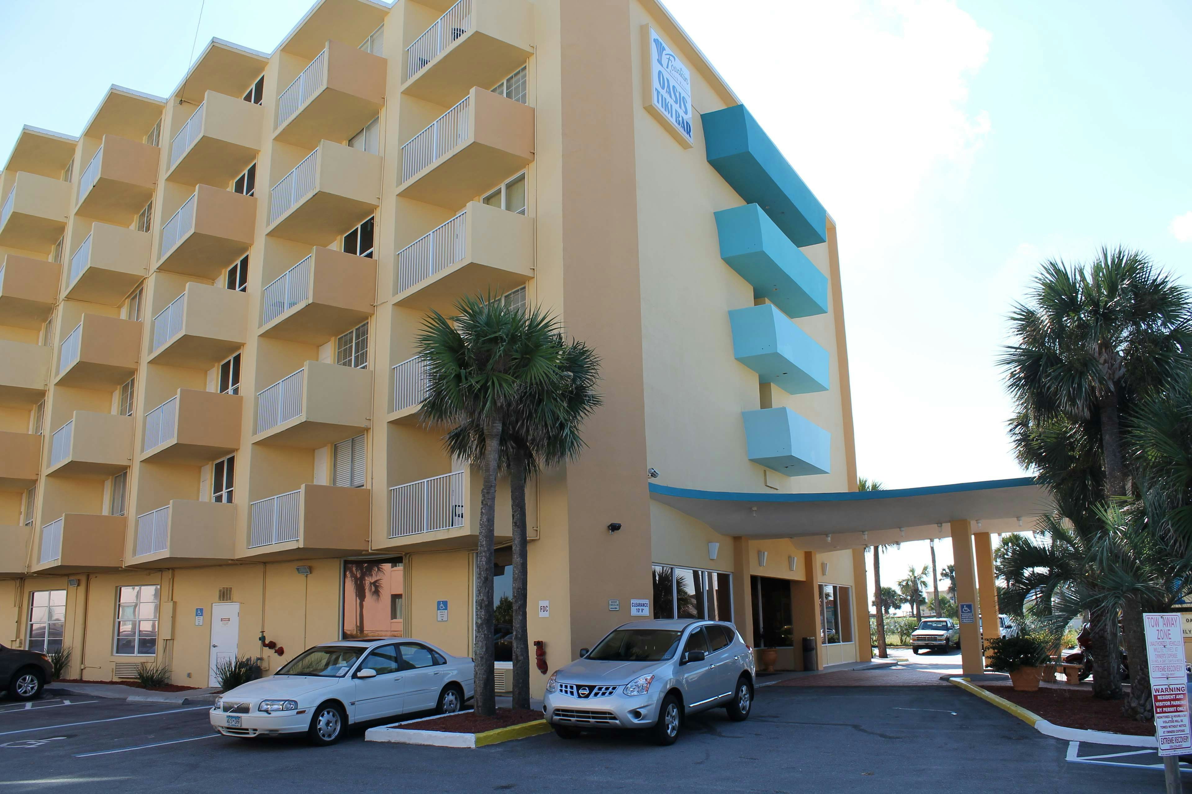 Fountain Beach Resort 32/36