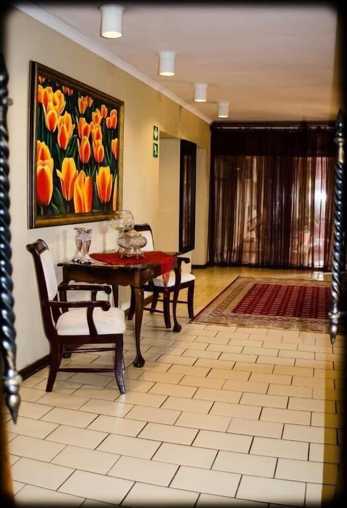 Pretoria North Lodge 29/43