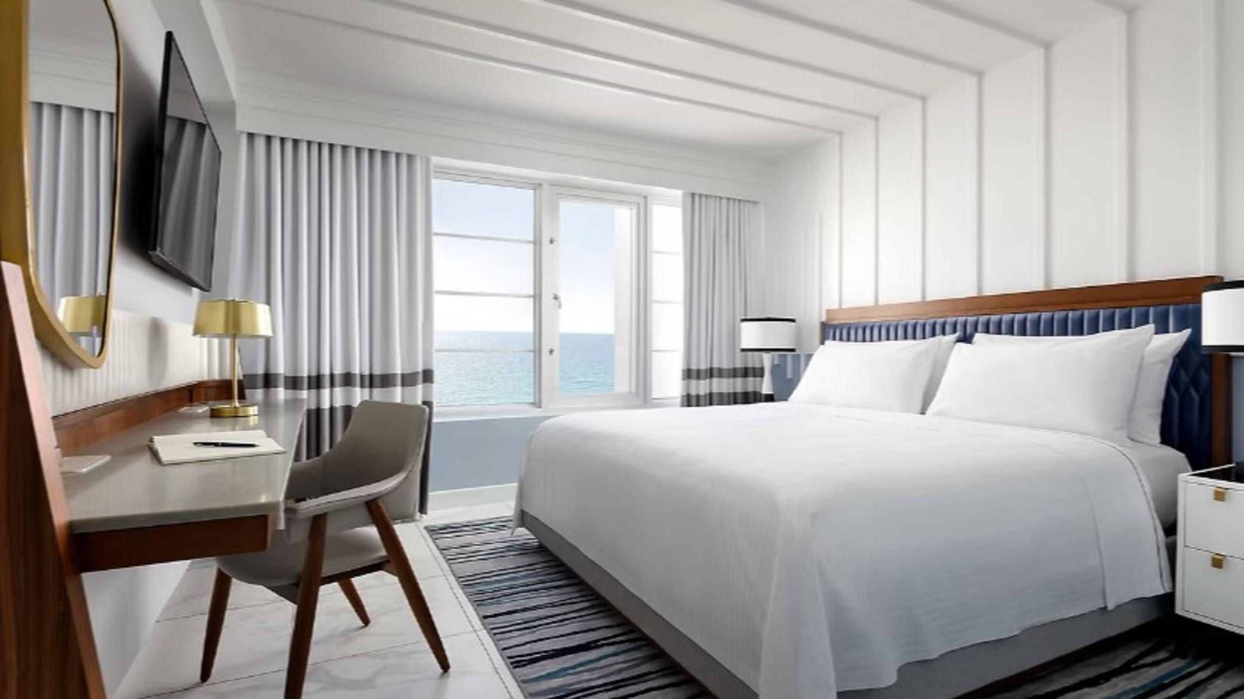 Suite, King Bed, Ocean Front