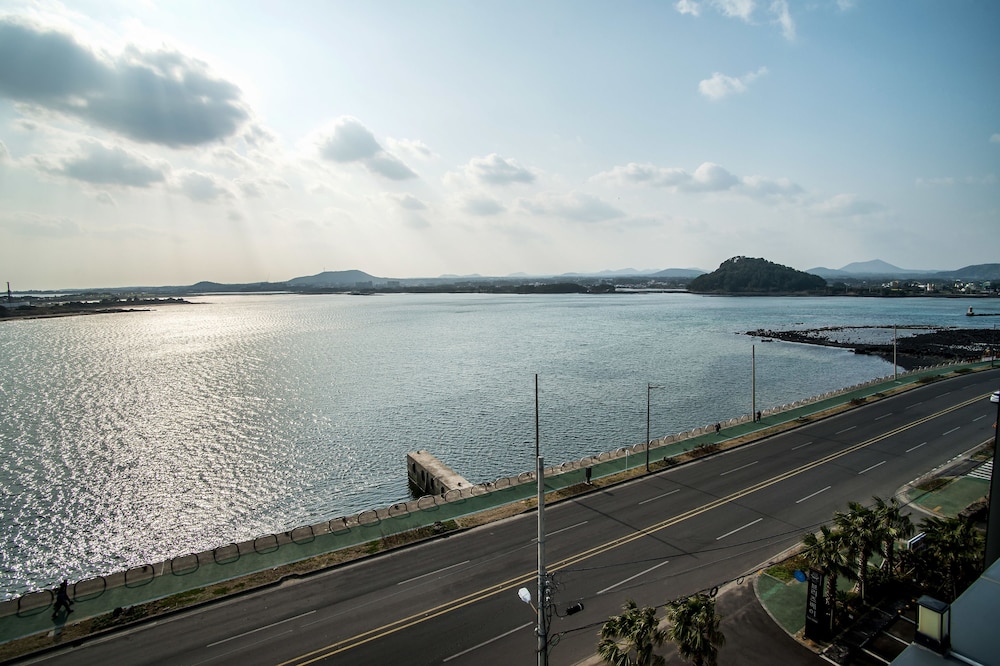 Hotel Aroha 45/47