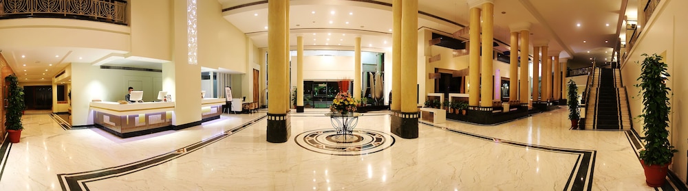Sayaji Hotel 41/69