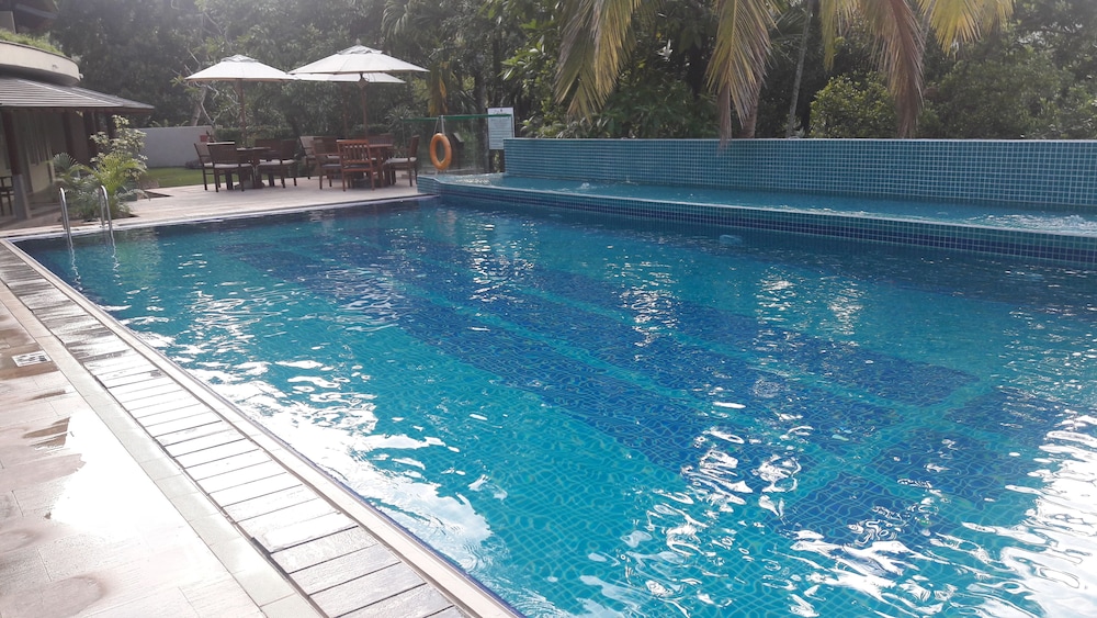 Earl's Regent Kandy in KANDY