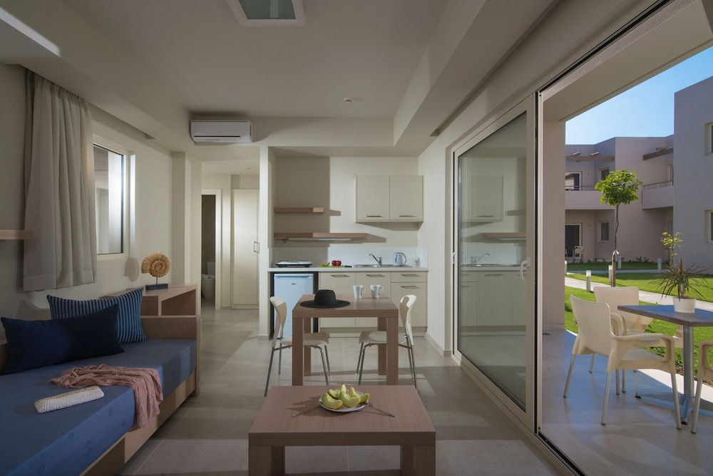 Ourania Apartments 33/63
