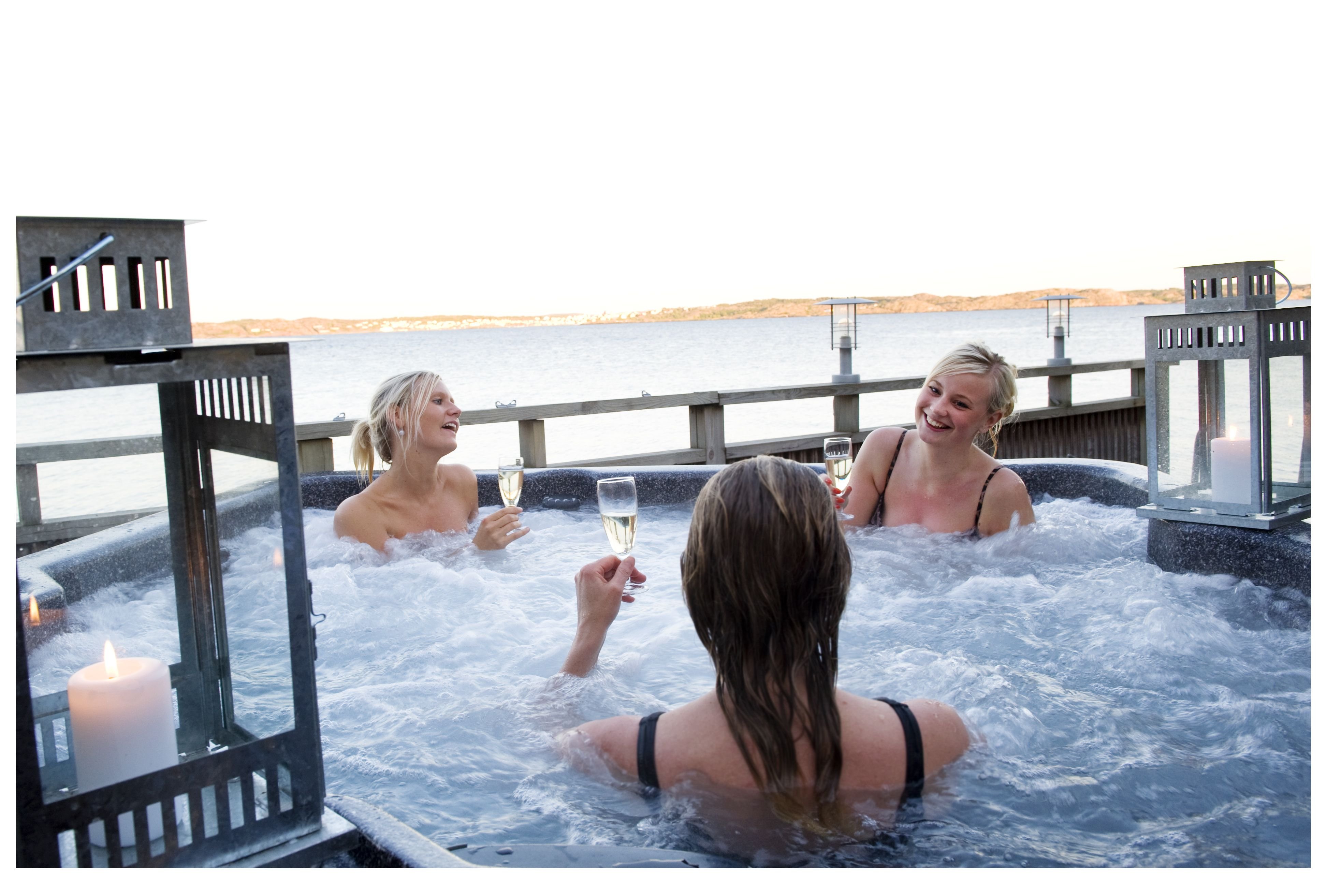 Strandflickornas Havshotell 8/17