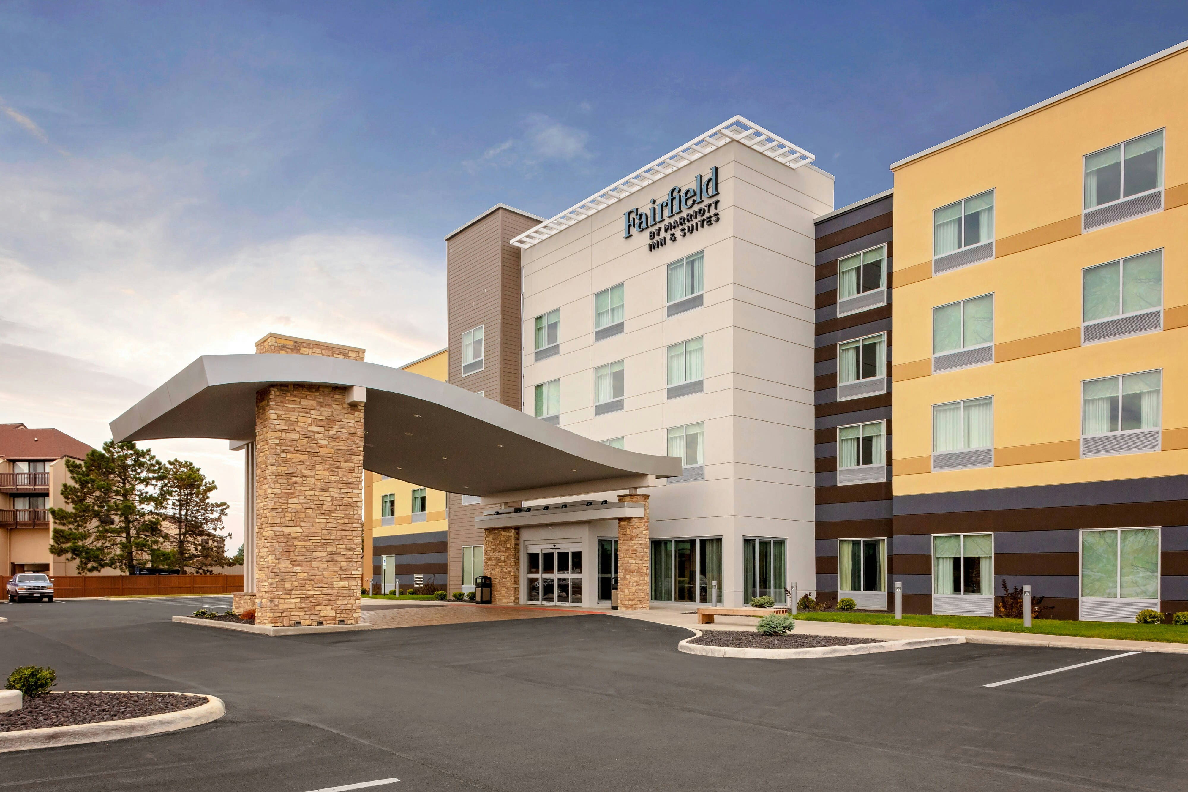 Fairfield Inn Suites Port Clinton Waterfront 31/32