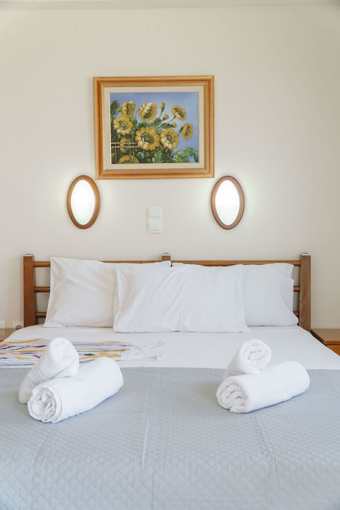 Sun Rise Suites Hotel 6/33