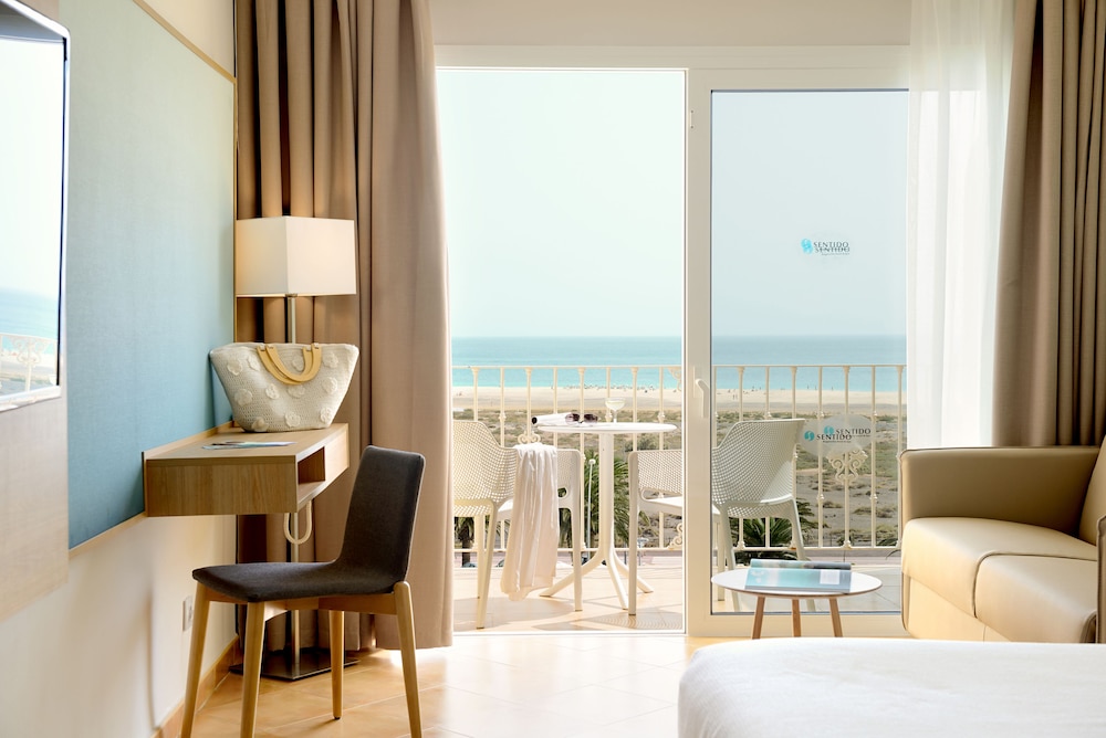 R2 Buganvilla Hotel and Spa 20/33